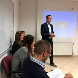 IMG c76a830e273702d0eb89518ba2da6413 V