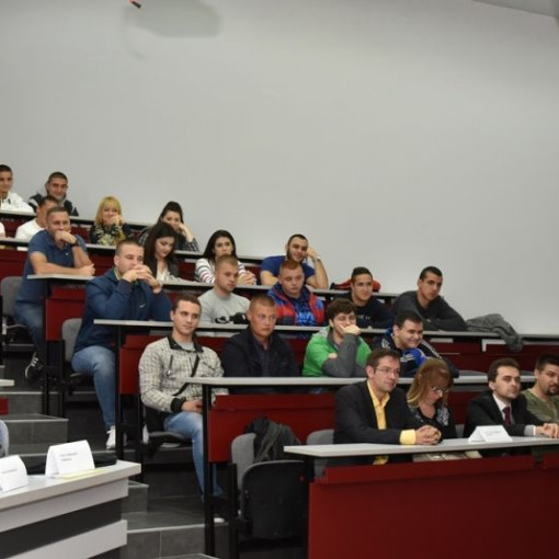 MIG 8328